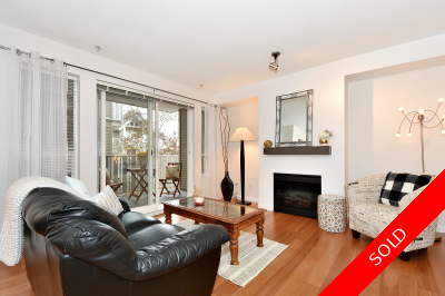 Bright 1 Bed And Den!